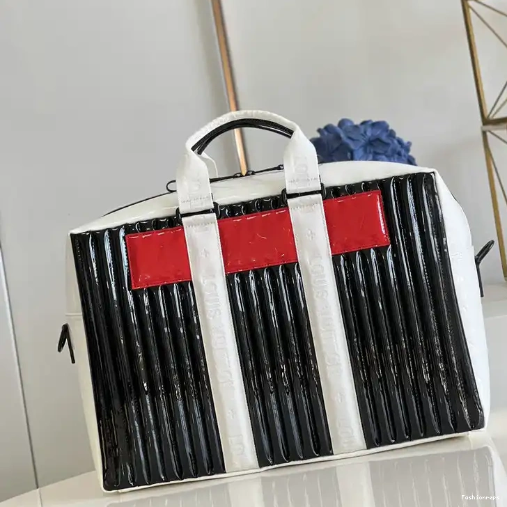 Fashionrepsfam ru 2208YA0012 LV Bag 0708